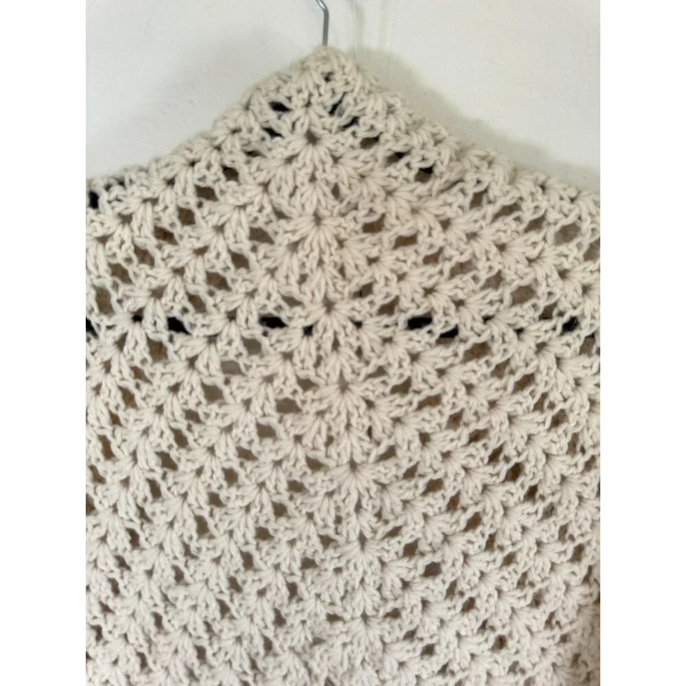 Handmade Ivory Crochet Fringe Shawl Wrap Grannycore Stevie Nicks Cottagecore - Picture 5 of 14